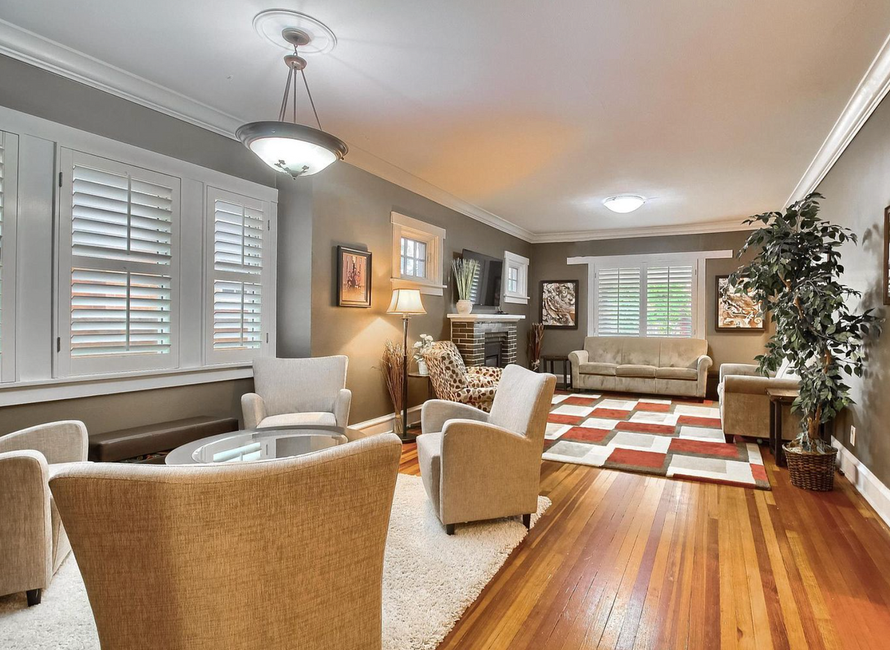 1138 S Josephine St - Photo 3 of 22