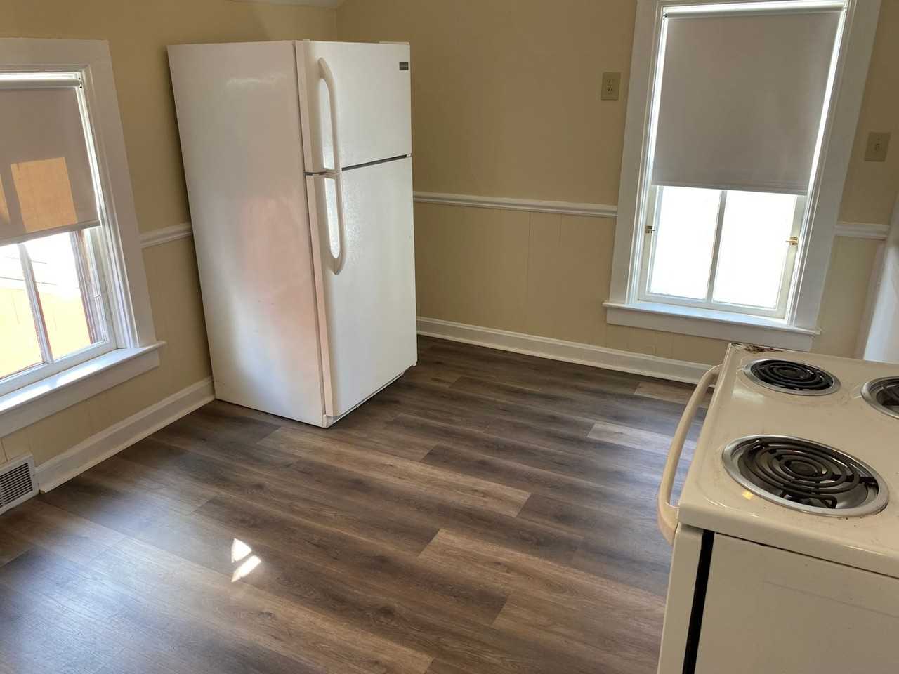 707 Grant St - Photo 2 of 24