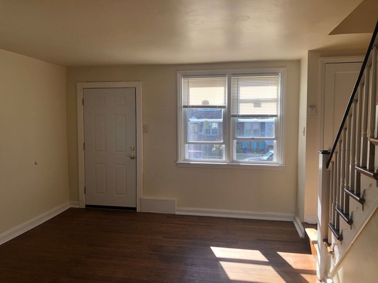 253 Weymouth Rd - Photo 3 of 9