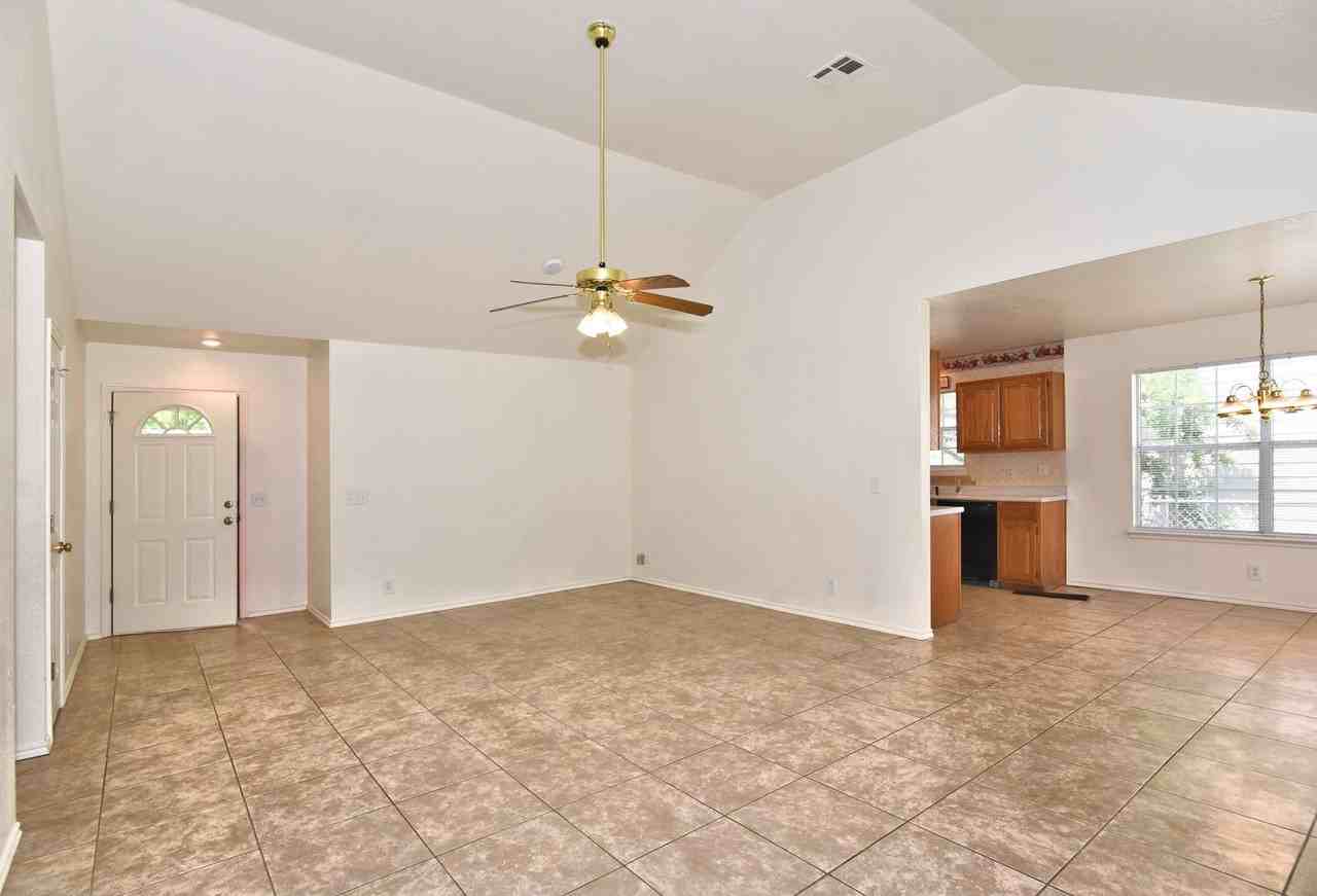 1519 N 1st St - Photo 5 of 24