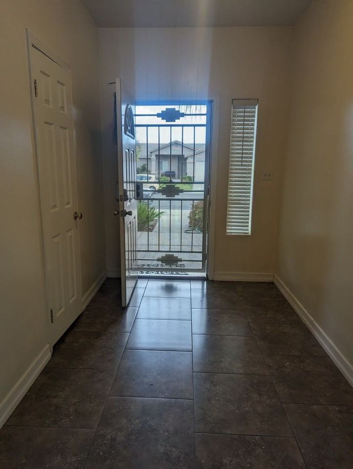 5220 San Martin Dr - Photo 2 of 28