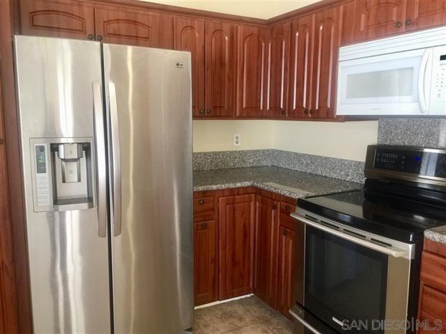 17908 Valladares Dr - Photo 3 of 29