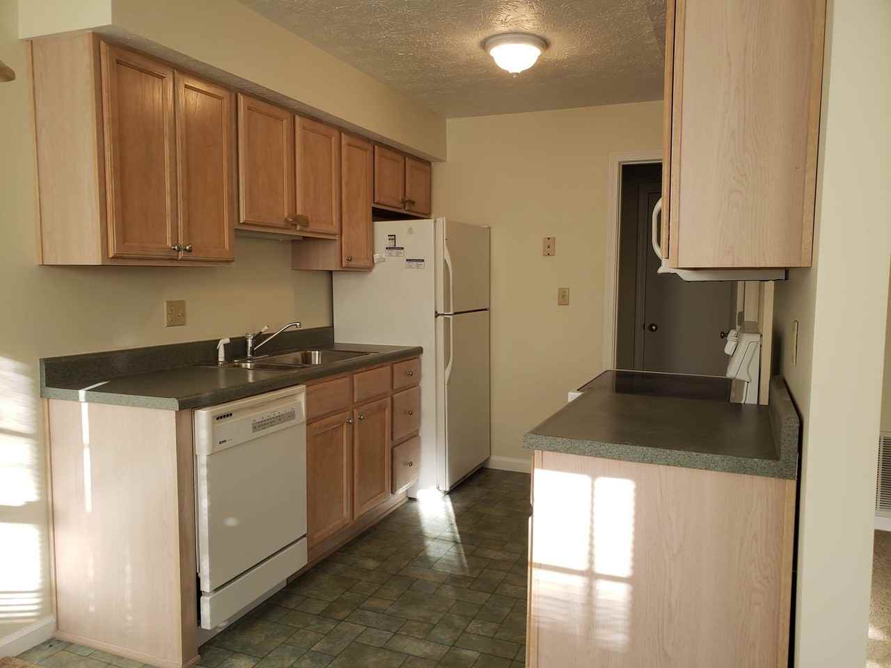 108 Carla Dr - Photo 2 of 12