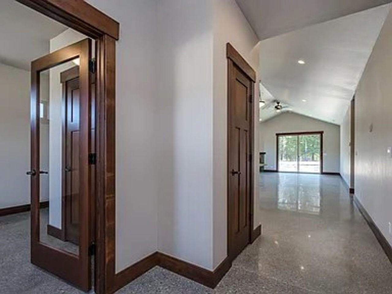 461 Odonnell Dr - Photo 4 of 50