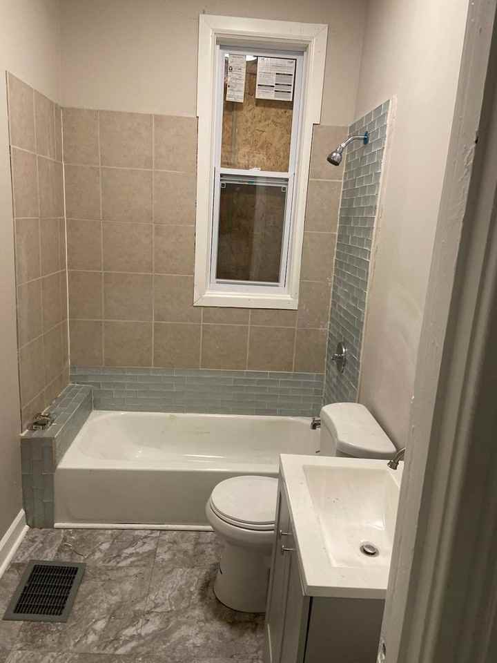 6428 S Marshfield Ave - Photo 3 of 6