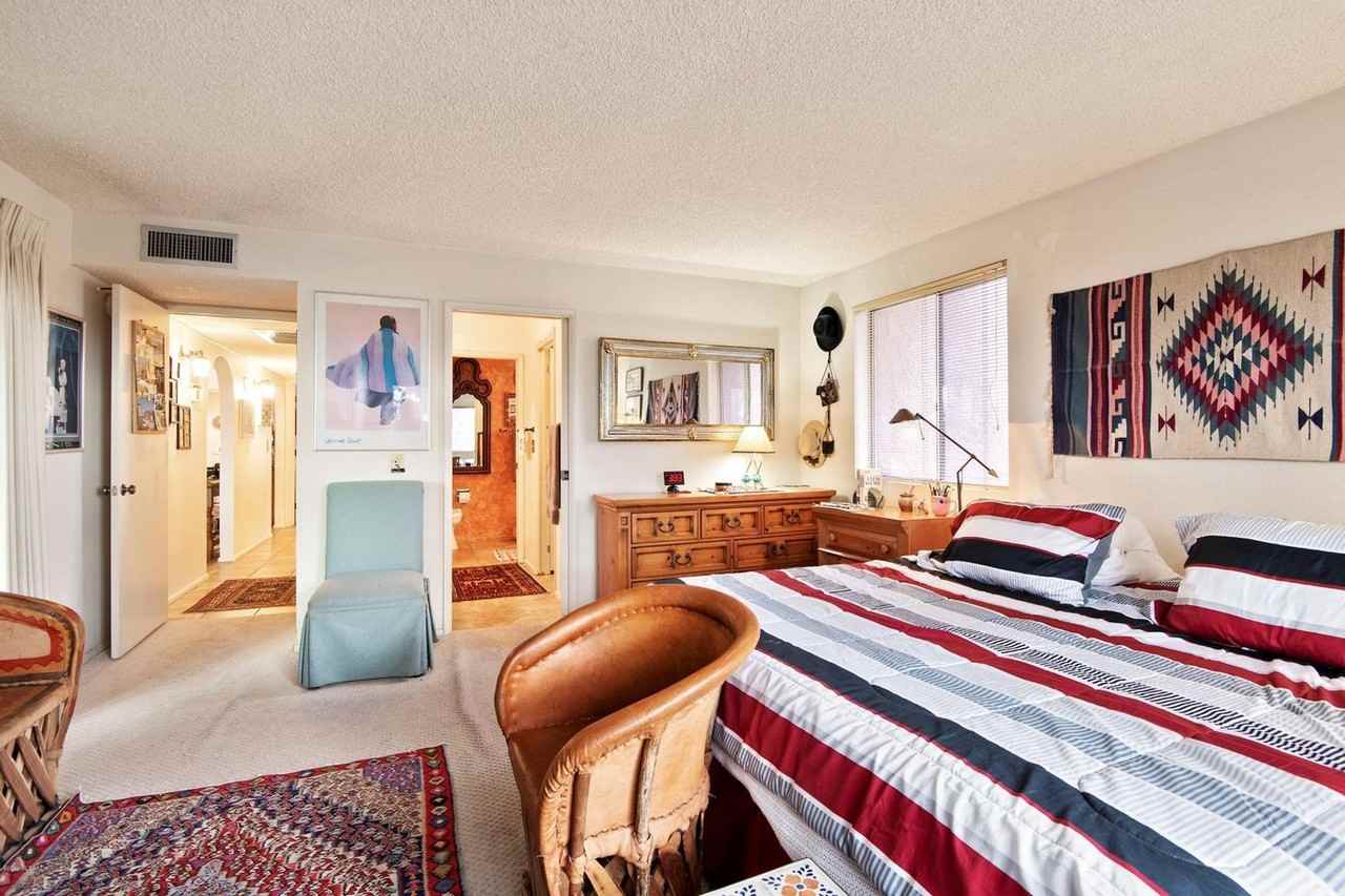 524 N Dodge Blvd - Photo 7 of 13