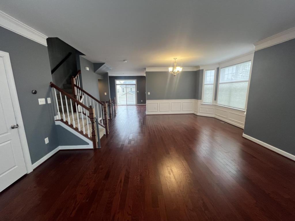 2101 Saint Josephs Dr - Photo 4 of 36