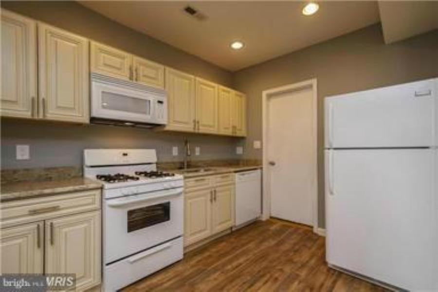 606 Springfield Ave - Photo 2 of 12