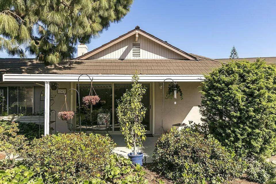 243 Moreton Bay Ln 2, Goleta, CA 93117 1 Bedroom House for 2,000