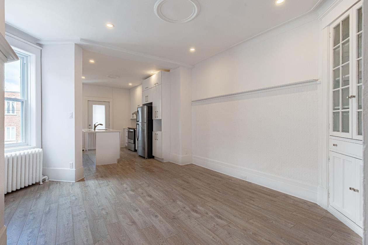 4093 Boul Décarie - Photo 2 of 16