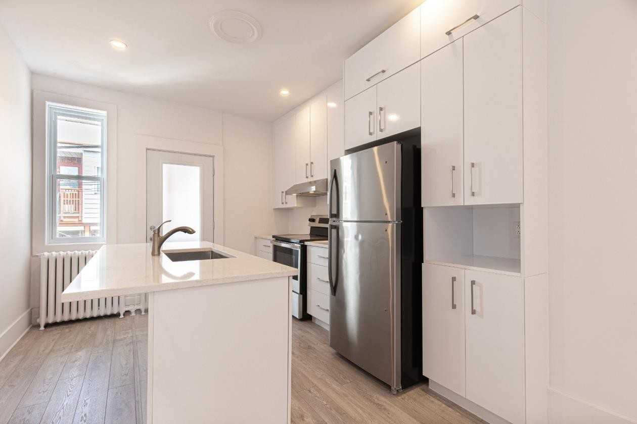 4093 Boul Décarie - Photo 3 of 16