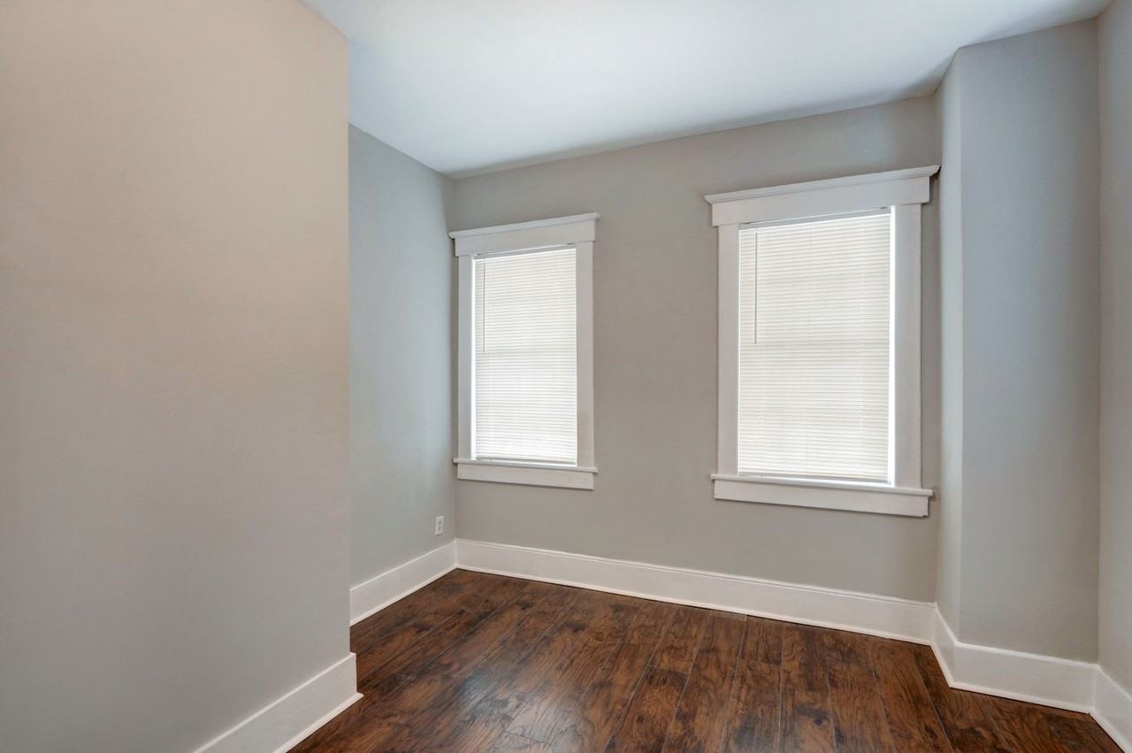 1505 Reynolds Street - Photo 6 of 17