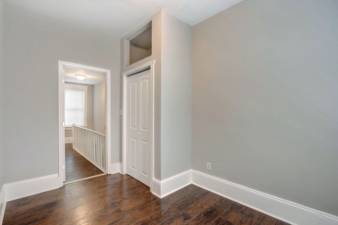 1505 Reynolds Street - Photo 7 of 17