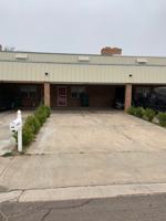 featured image of 425 W Kiowa Dr