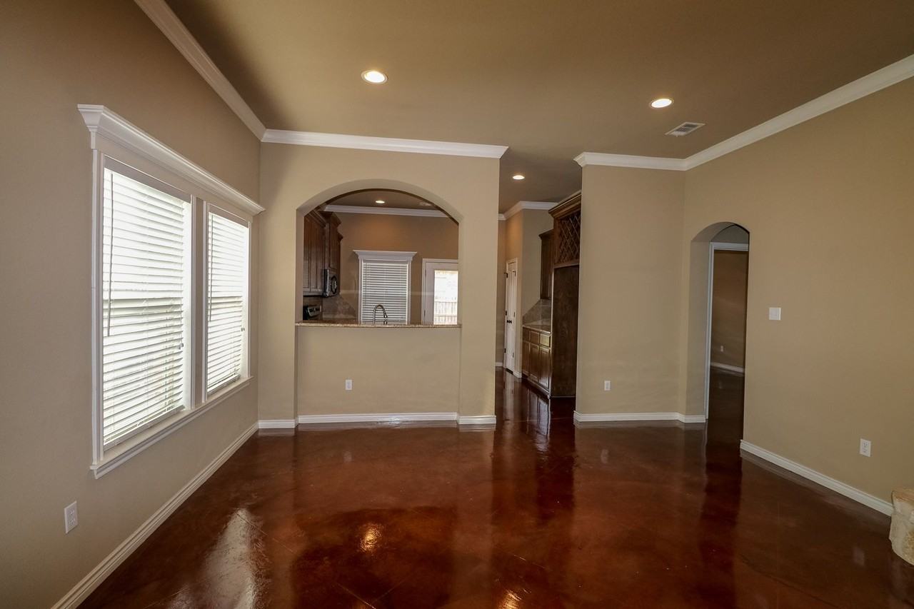 3001 Stallion Dr - Photo 6 of 29