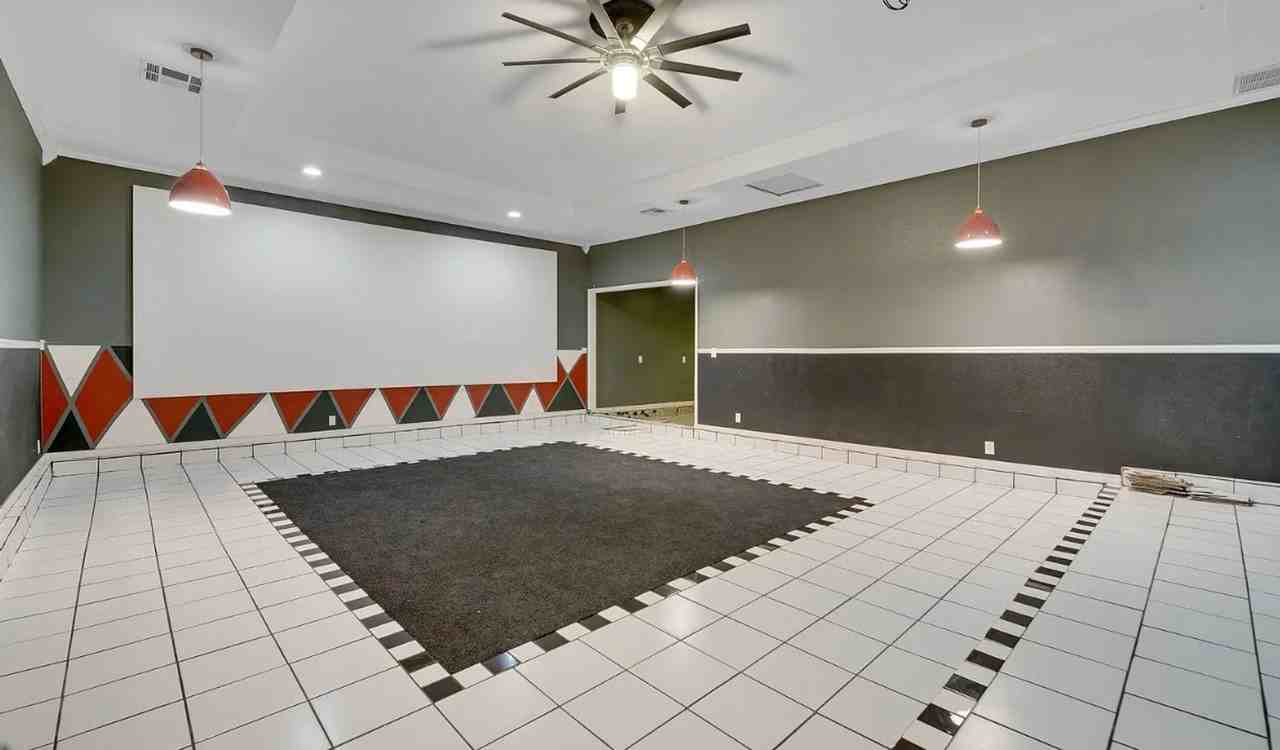 1503 1503 N Cheyenne Ave - Cheyenne Big - Photo 2 of 26