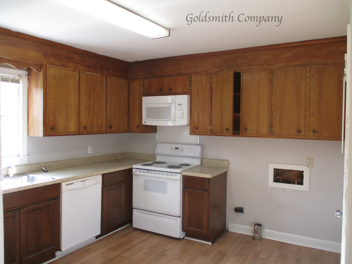 13 Lorena Dr - Photo 2 of 7