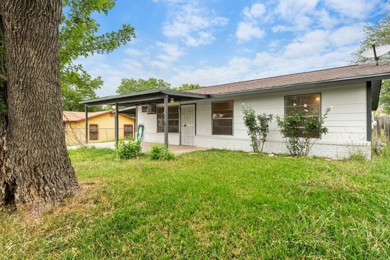 8807 Easy Valley St - Photo 2 of 24