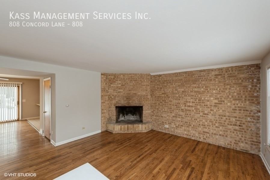 808 Concord Ln #808 - Photo 2 of 7