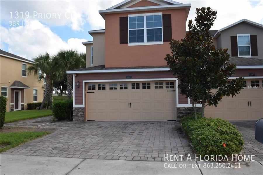 1319 Priory Cir - Photo 2 of 24