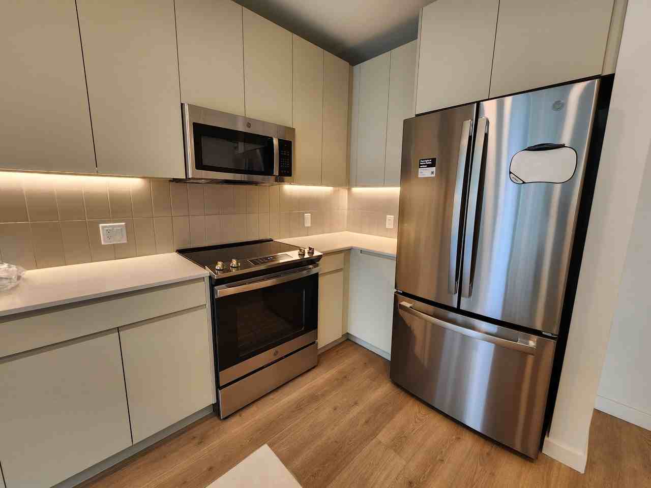 228 St Pauls Ave #501 - Photo 4 of 11