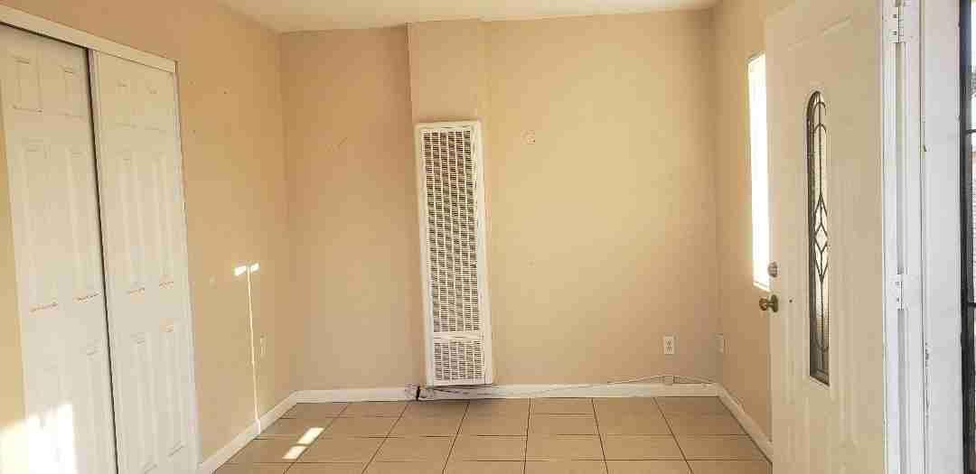 6809 Albany St #A - Photo 2 of 8