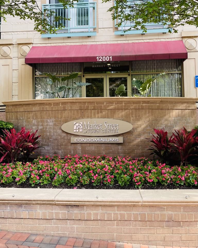 12001 Market St #264