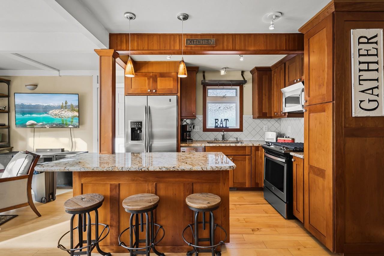 210 Forest Glen Rd #NA - Photo 4 of 13