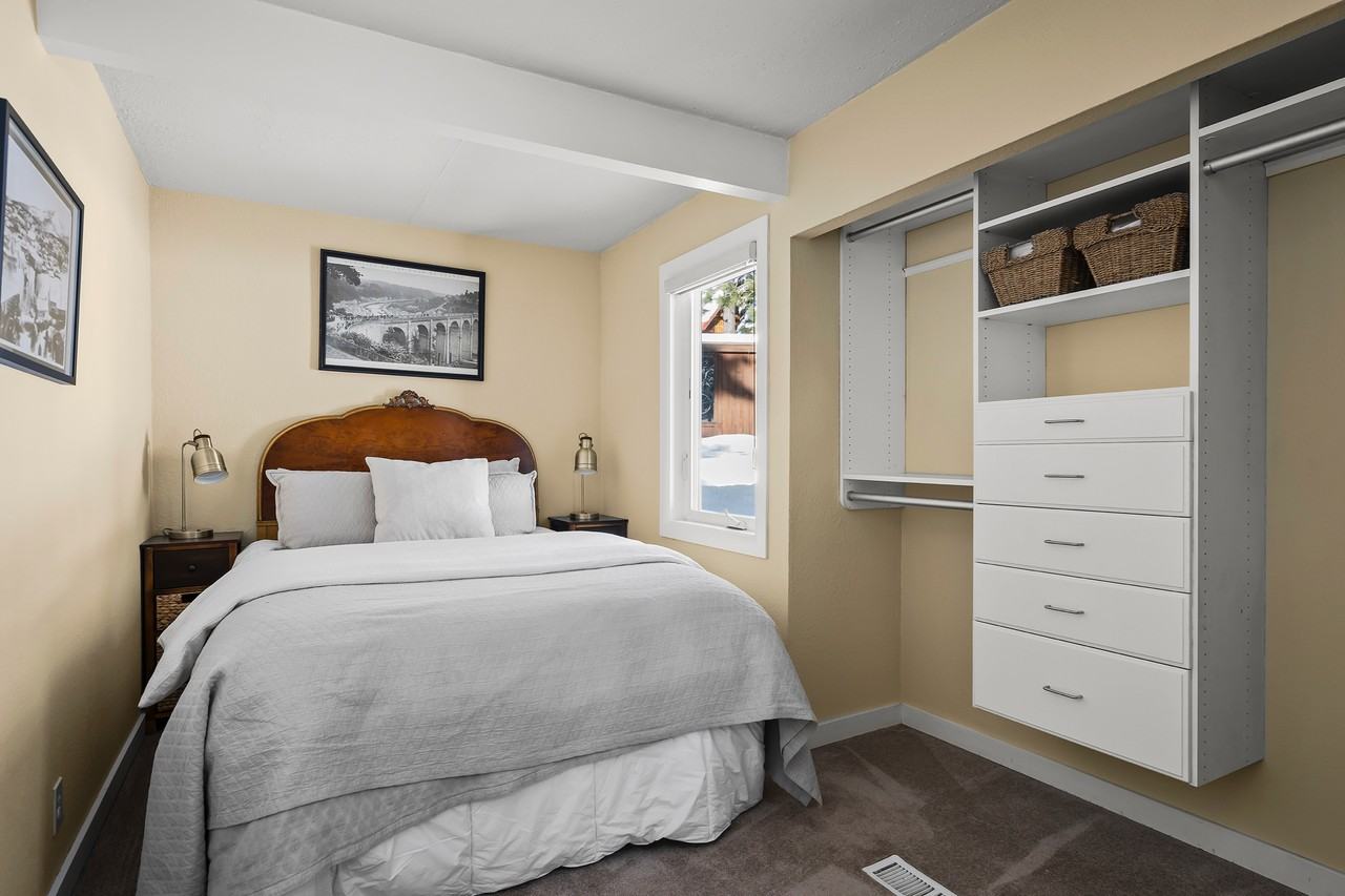 210 Forest Glen Rd #NA - Photo 5 of 13