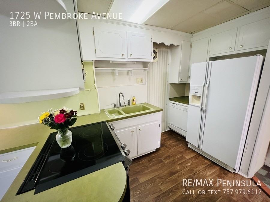 1725 W Pembroke Ave - Photo 2 of 22