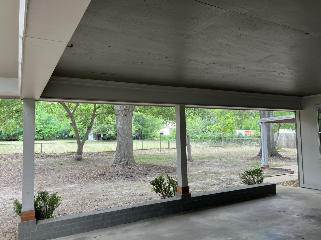405 E North St #NA - Photo 3 of 14