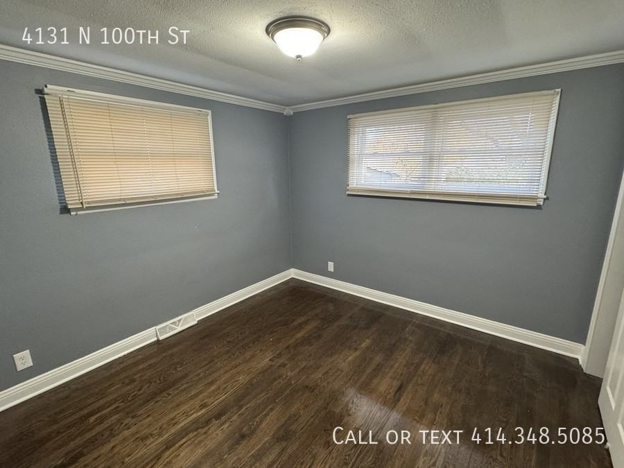 4131 N 100th St - Photo 3 of 9