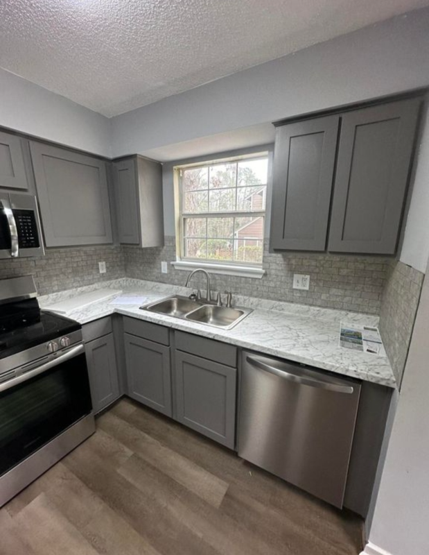 120 Luden Dr #D - Photo 4 of 12