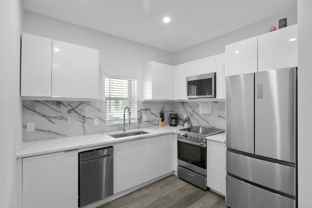 927 S Howard Ave #8 - Photo 1 of 1