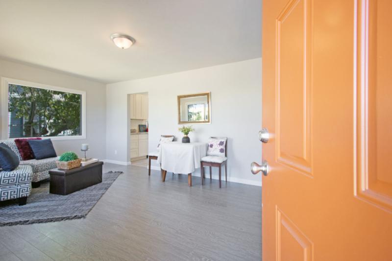 1622 E 31st St - Photo 3 of 18