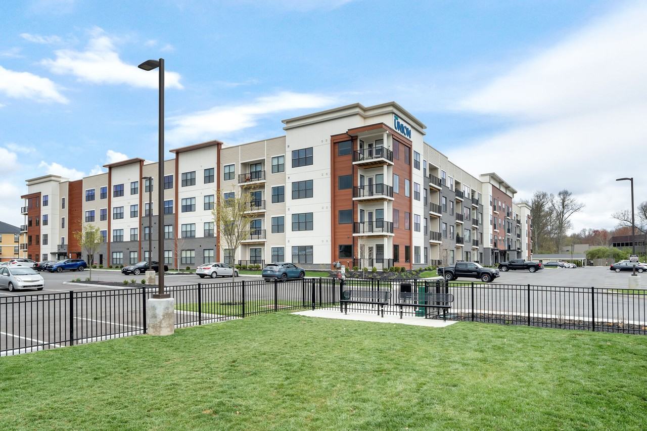 The Union - Photo 2 of 9