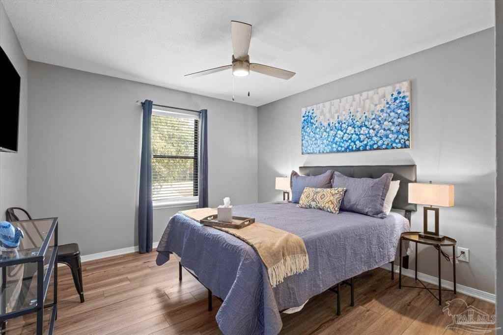 East Olive Road 3783 - Photo 6 of 24