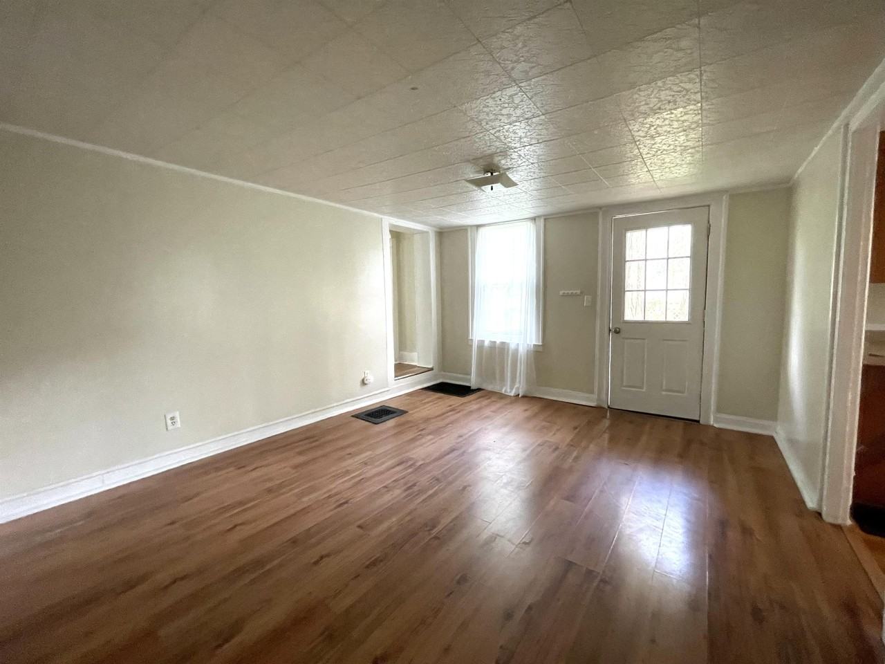 43 N Main Street - Photo 2 of 9