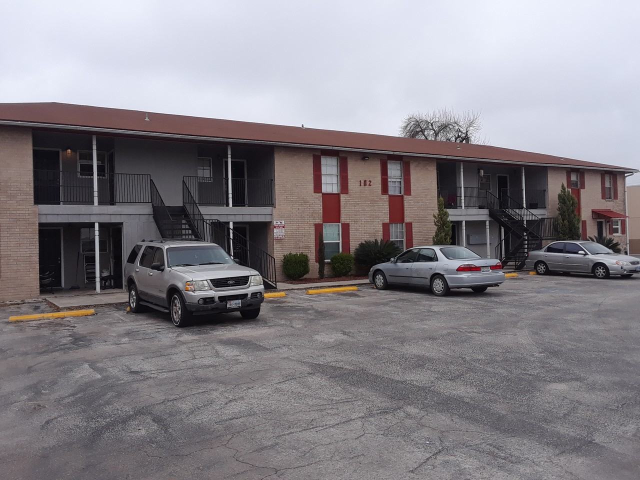 102 River Road - Photo 5 of 5