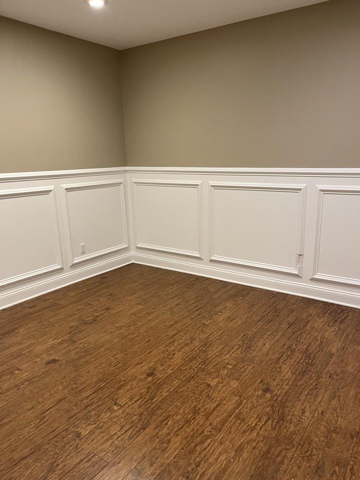 Lions Gate - Photo 3 of 26