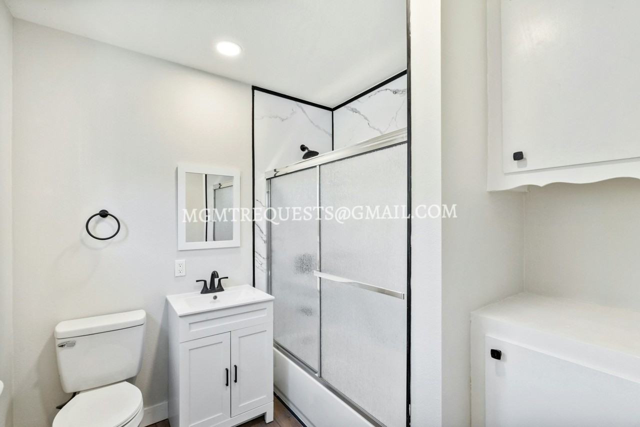 238 West Wilson Avenue, Unit 3 - Photo 6 of 13