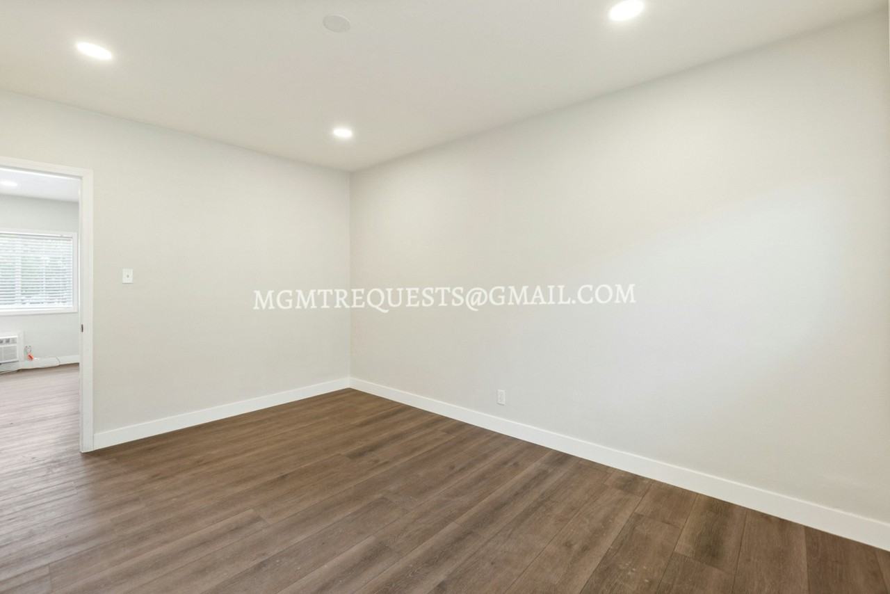 238 West Wilson Avenue, Unit 3 - Photo 7 of 13
