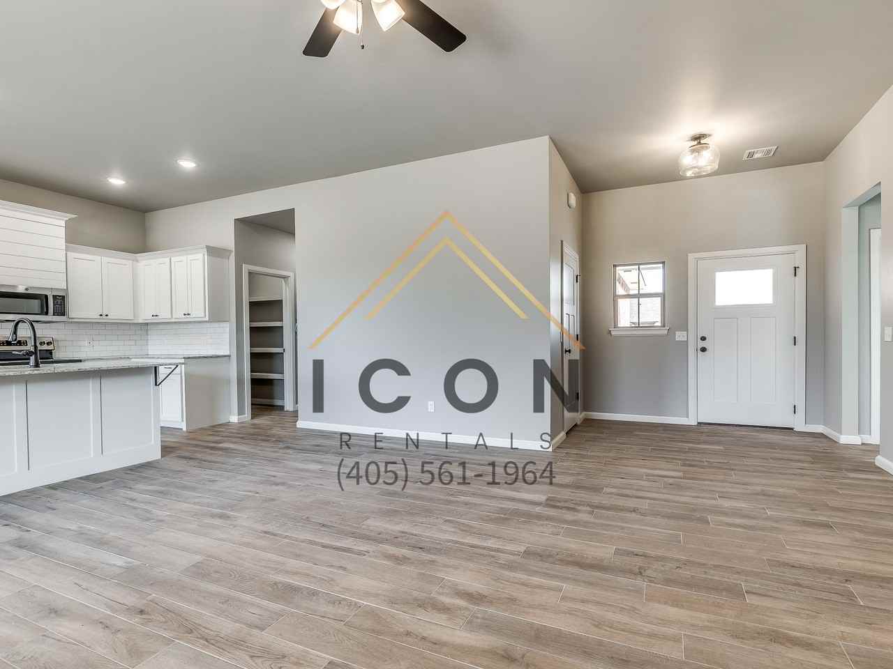 713 N Cottontail Way #1 - Photo 3 of 32