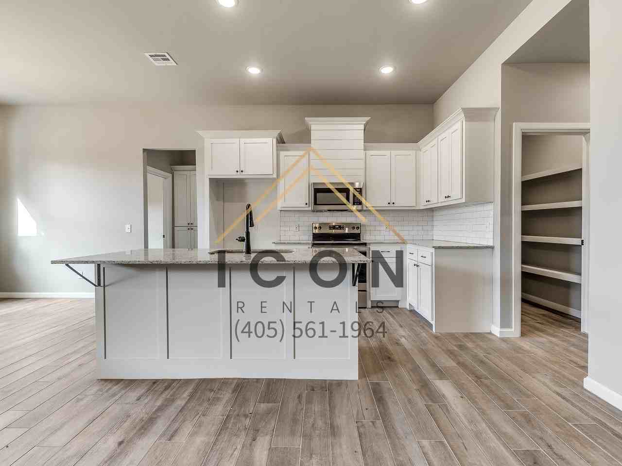 713 N Cottontail Way #1 - Photo 7 of 32
