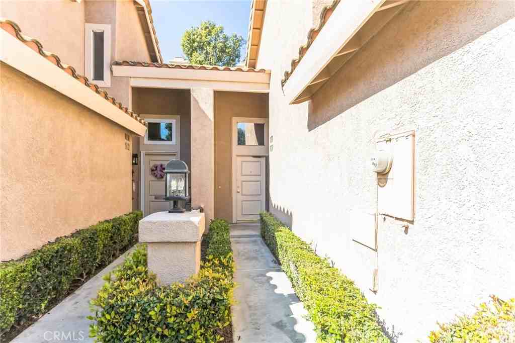13278 Sonrisa Dr - Photo 3 of 35