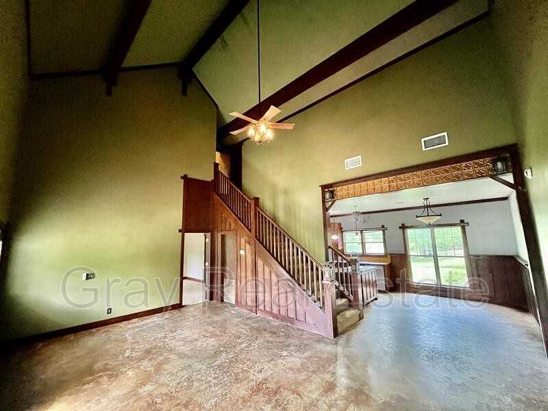 17130 County Road 3518 - Photo 2 of 14