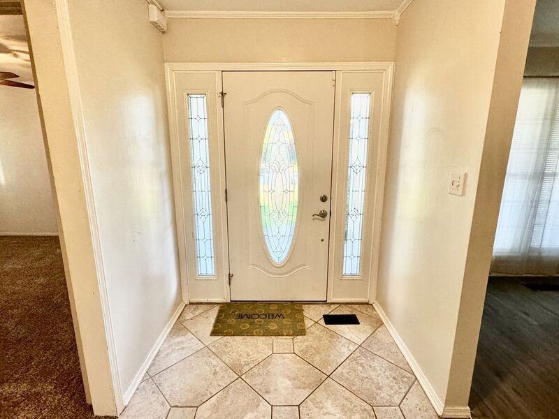 10921 E 25th St - Photo 2 of 35