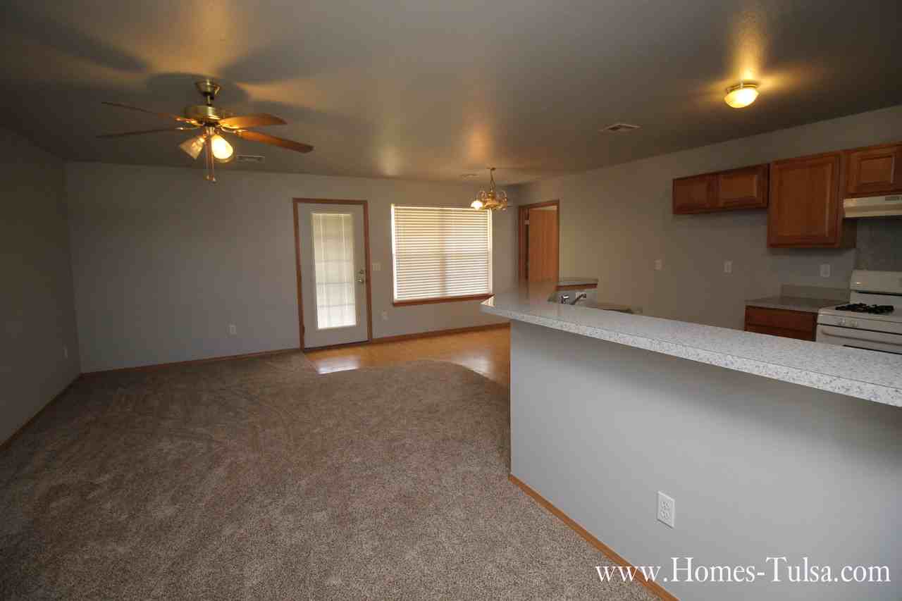 1109 W 22nd St N - Photo 2 of 15