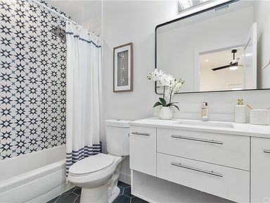 2405 Juniper Ave - Photo 3 of 20