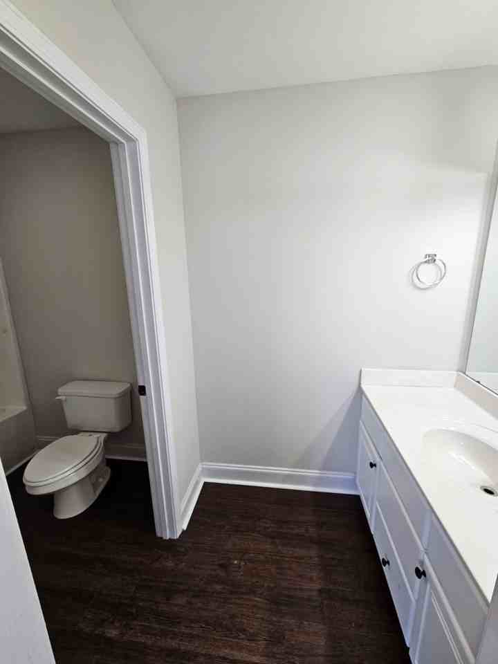 820 S Walnut Ave - Photo 3 of 11